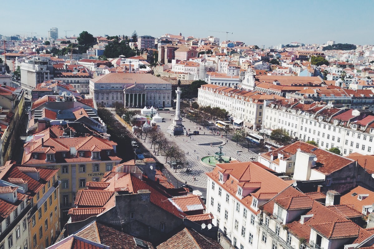 best walking tour in lisbon