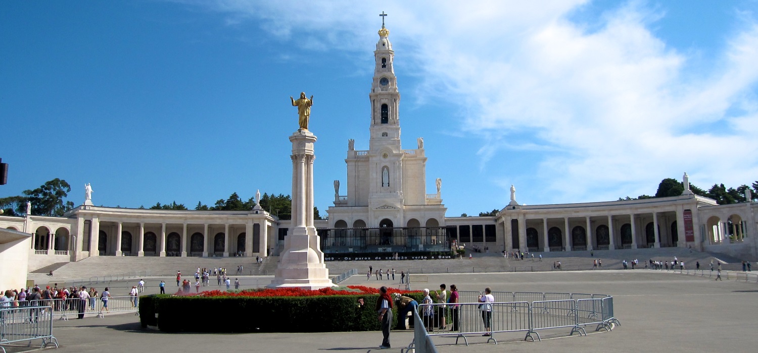 Fátima and Oporto must visit cities! Portugal Premium Tours
