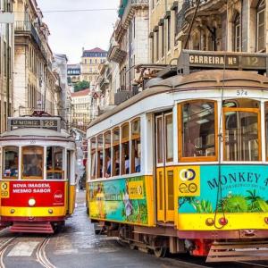 Lisbon tram 28