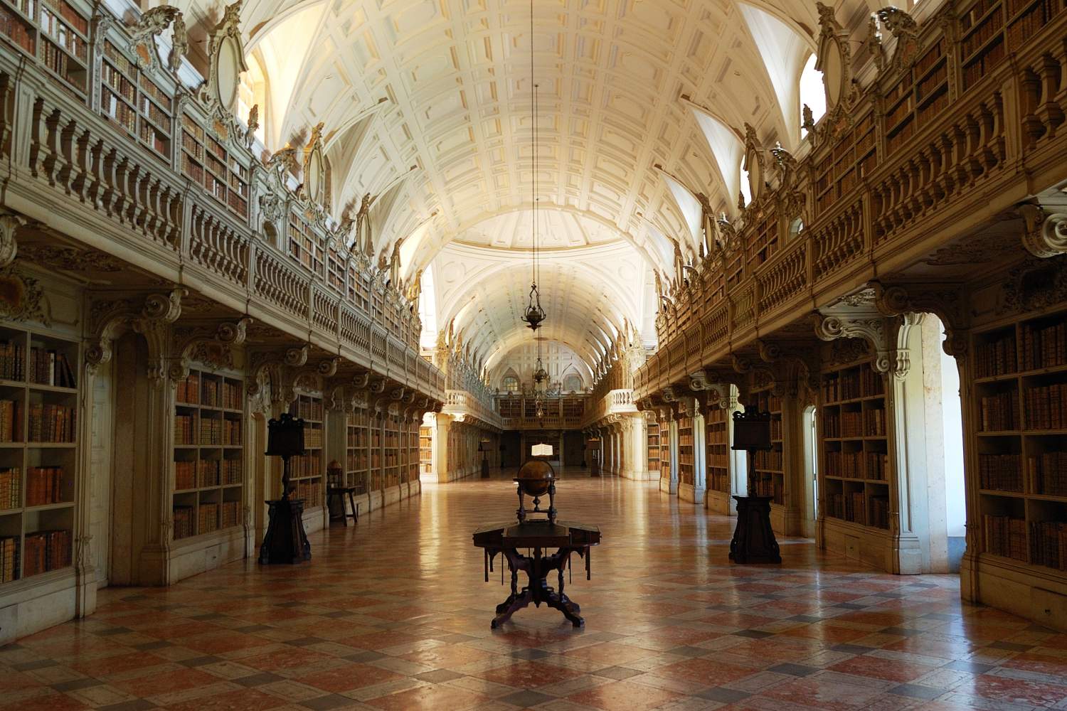 Mafra Library