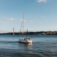 sailing tour in lisbon private