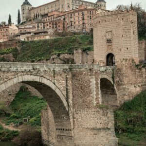 Viajar a Toledo: Un encuentro íntimo con la historia viva de España